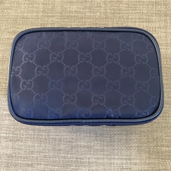 Gucci nylon cosmetic bag - Picture 3 of 6
